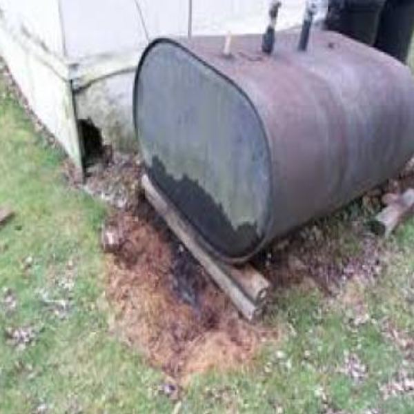 Rusted Oil Tank in Need of Replacemen Rusted Oil Tank in Need of Replacement